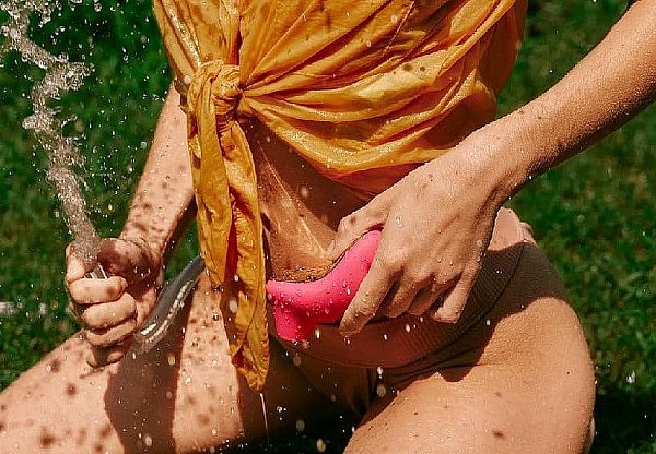 12 vibrátorov na klitoris, ktoré by mala vyskúšať každá žena